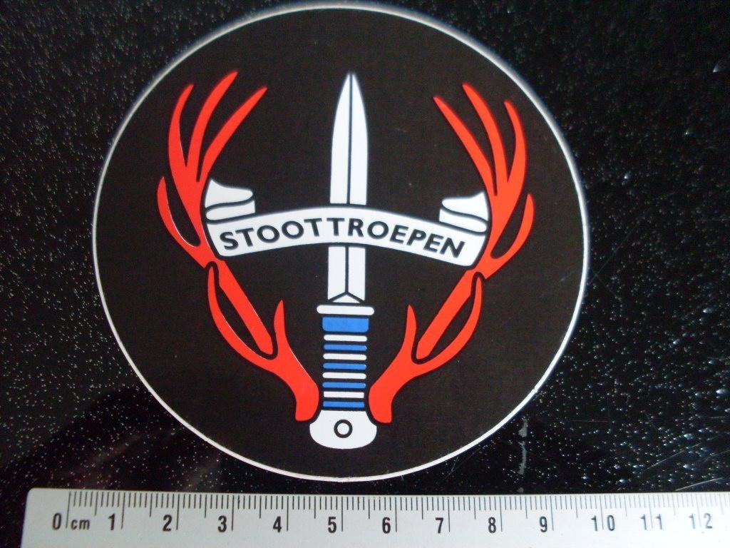 sticker stoottroepen logo embleem leger zwaard gewei, Verzamelen, Verzenden, Zo goed als nieuw, Bedrijf of Vereniging