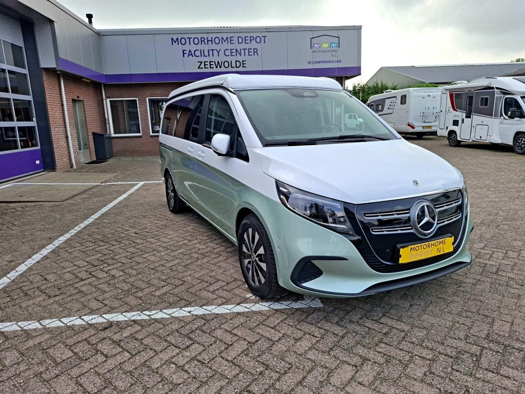 Mercedes Benz EQV Tonke Nomad | Uniek | 8.000 km |, Caravans en Kamperen, Campers, Buscamper of Camperbus, Mercedes-Benz, Koelkast