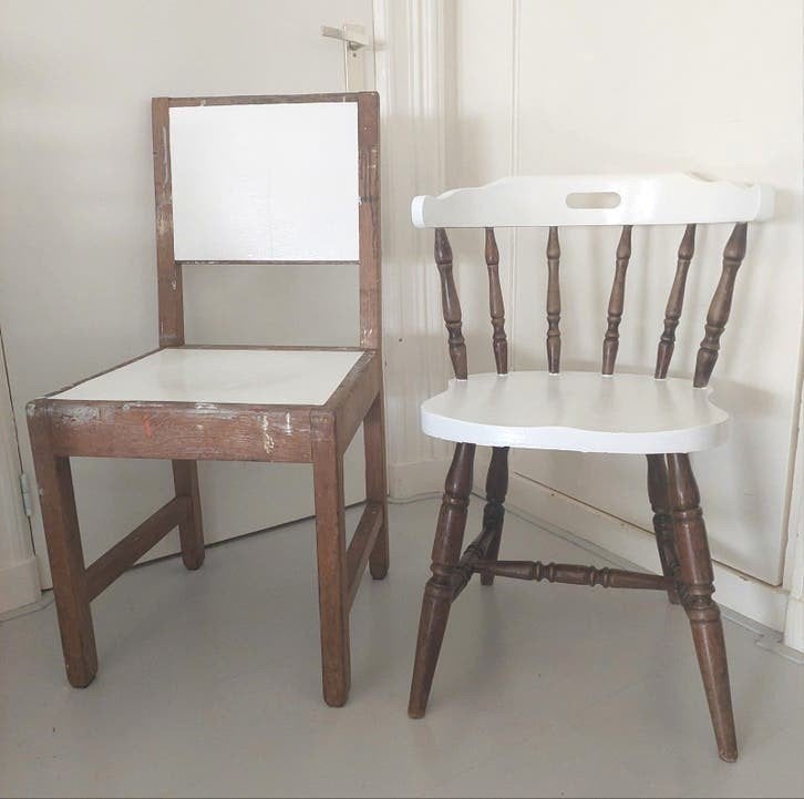 SET 2X Stoel Hout Café Retro Vintage Brocante Tafeltje, Huis en Inrichting, Ophalen