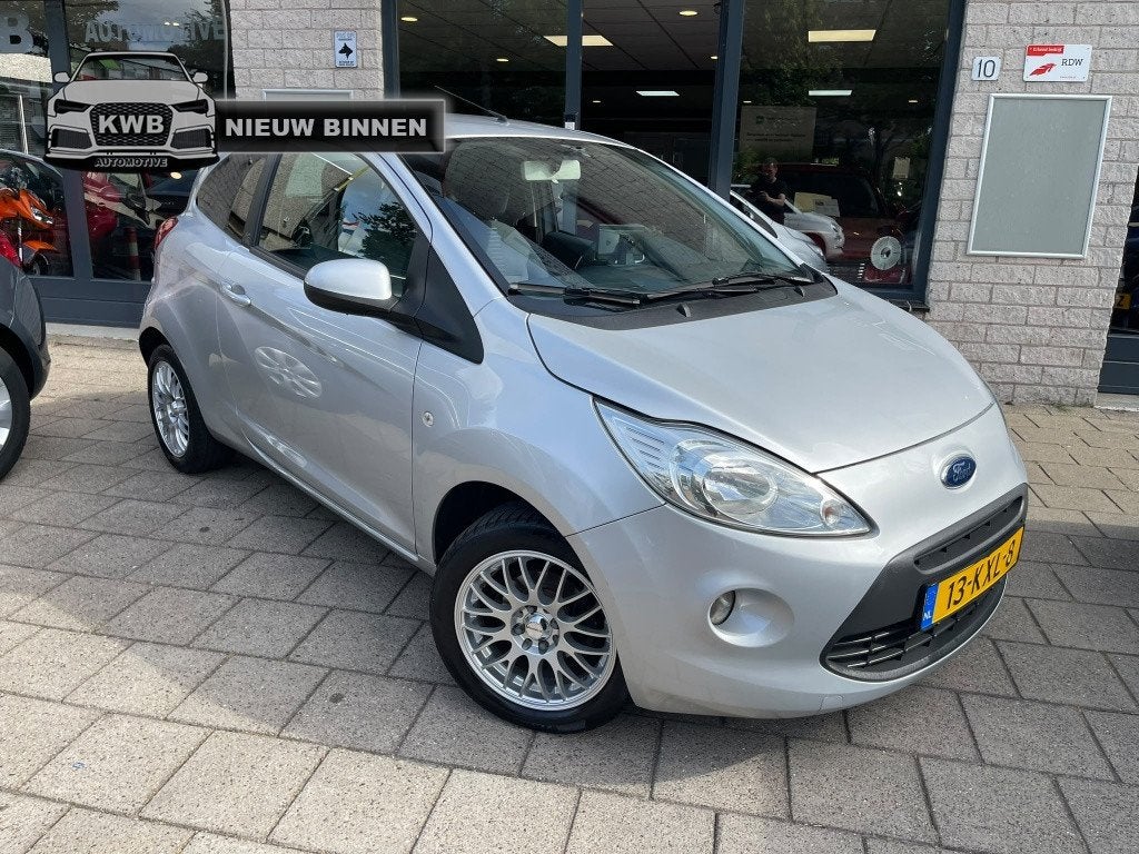 Ford Ka 1.2 Titanium Airco Nieuwe apk Beurt NAP (bj 2010), Gebruikt, 1242 cc, 4 cilinders, 4 stoelen
