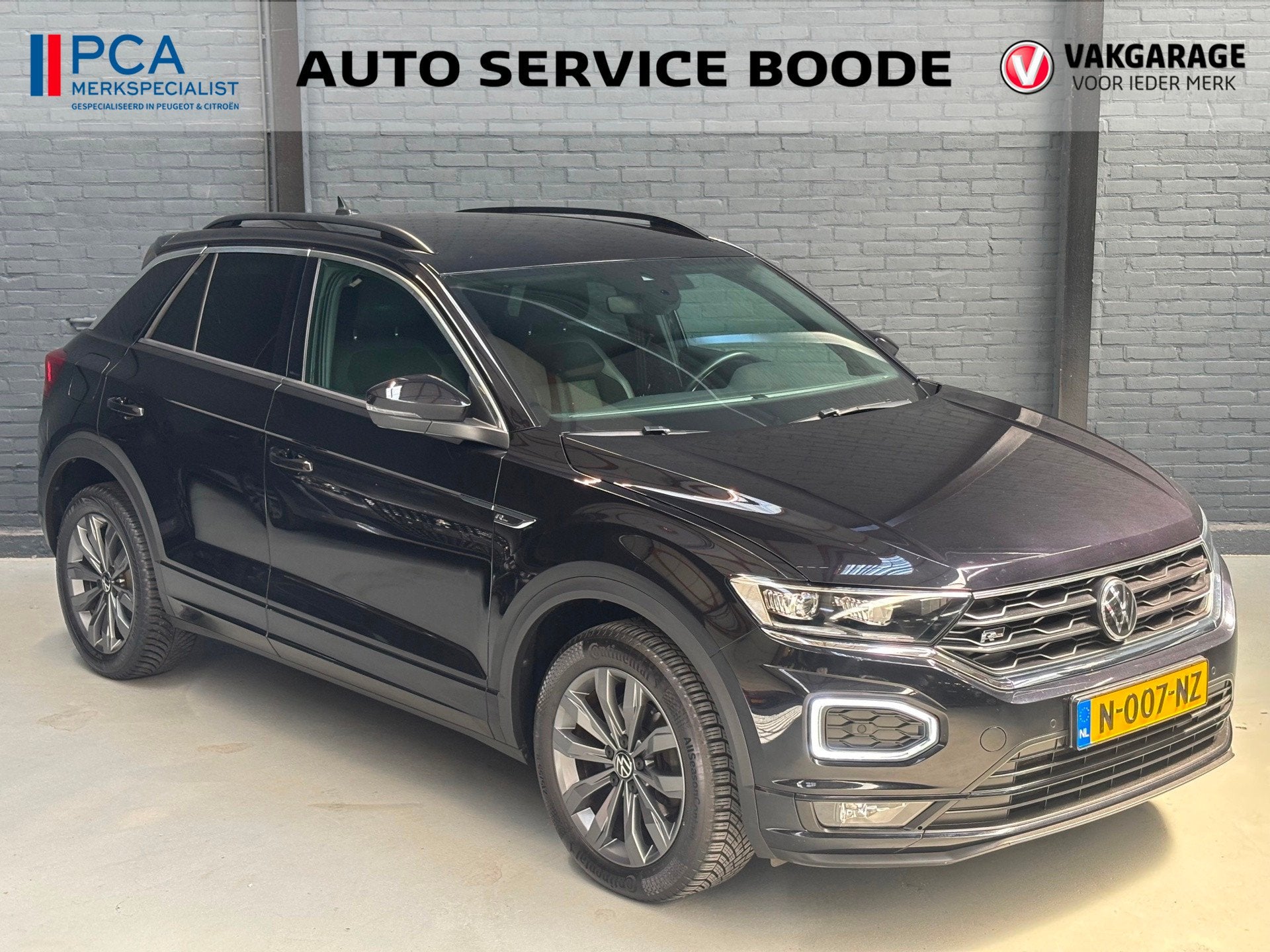 Volkswagen T-Roc 1.5 TSI (150 pk) R-Line Sport automaat - ca, Auto's, Volkswagen, 1254 kg, 4 cilinders, 150 pk, Leder en Stof