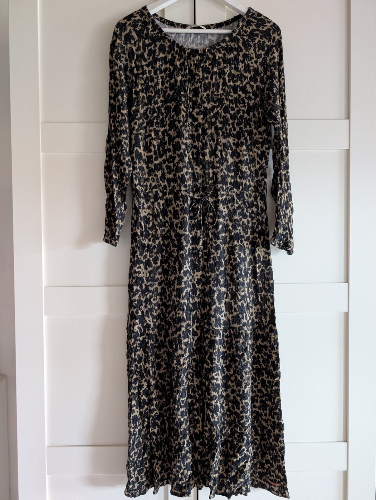 Moscow Jurkje Maat XS - Zwart/Beige Print, Meerkleurig, Ophalen of Verzenden, Maat 34 (XS) of kleiner, Onder de knie