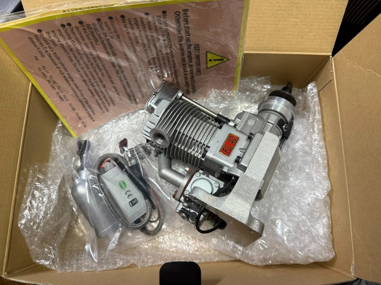 Saito FG 40 40 cc viertakt-benzinemotor voor vliegtuigen, Hobby en Vrije tijd, Modelbouw | Radiografisch | Vliegtuigen, Ophalen of Verzenden