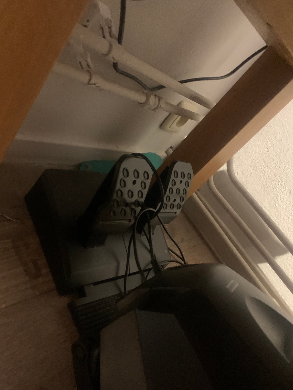 PS4 Slim 500GB met 2 controllers, stuur en 6 games, Spelcomputers en Games, Spelcomputers | Sony PlayStation 4, Ophalen, Met 2 controllers