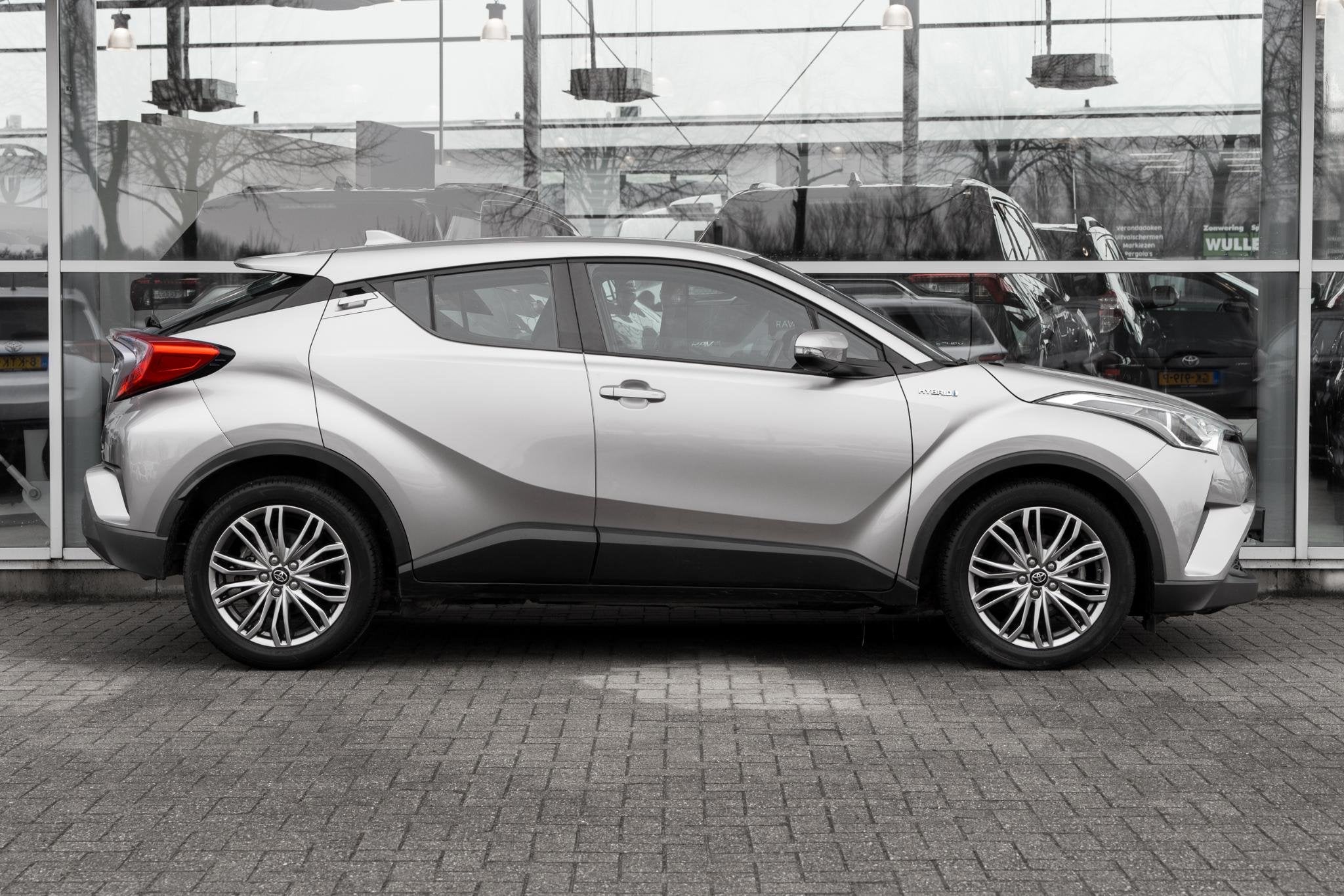 Toyota C-HR 1.8 Hybrid Energy, Auto's, Stof, Euro 6, 4 cilinders, 122 pk