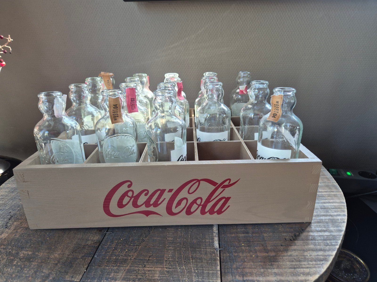 Coca cola krat met flesjes, Ophalen of Verzenden, Gebruikt, Verpakking