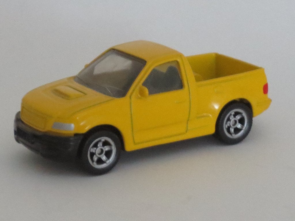 gele GM Ranger pick-up-truck van Siku, 1:64, izgst, Hobby en Vrije tijd, Ophalen of Verzenden, Zo goed als nieuw, Auto