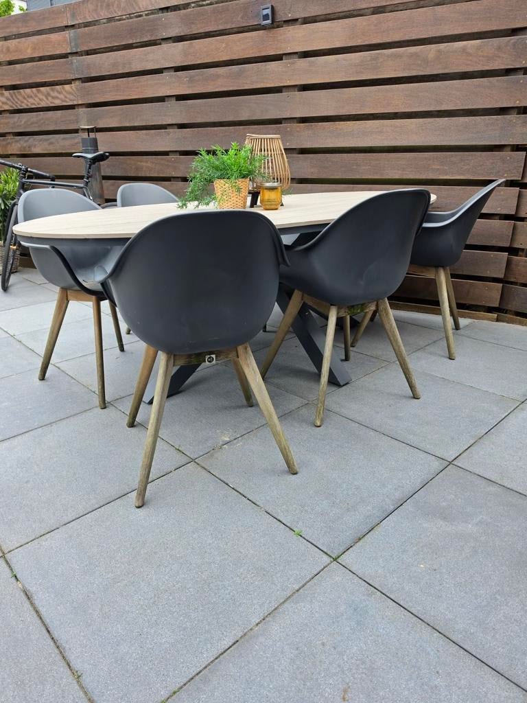6x Le Sud tuinstoel met kussen - 1 stoel met barst, Ophalen, Gebruikt, Kunststof