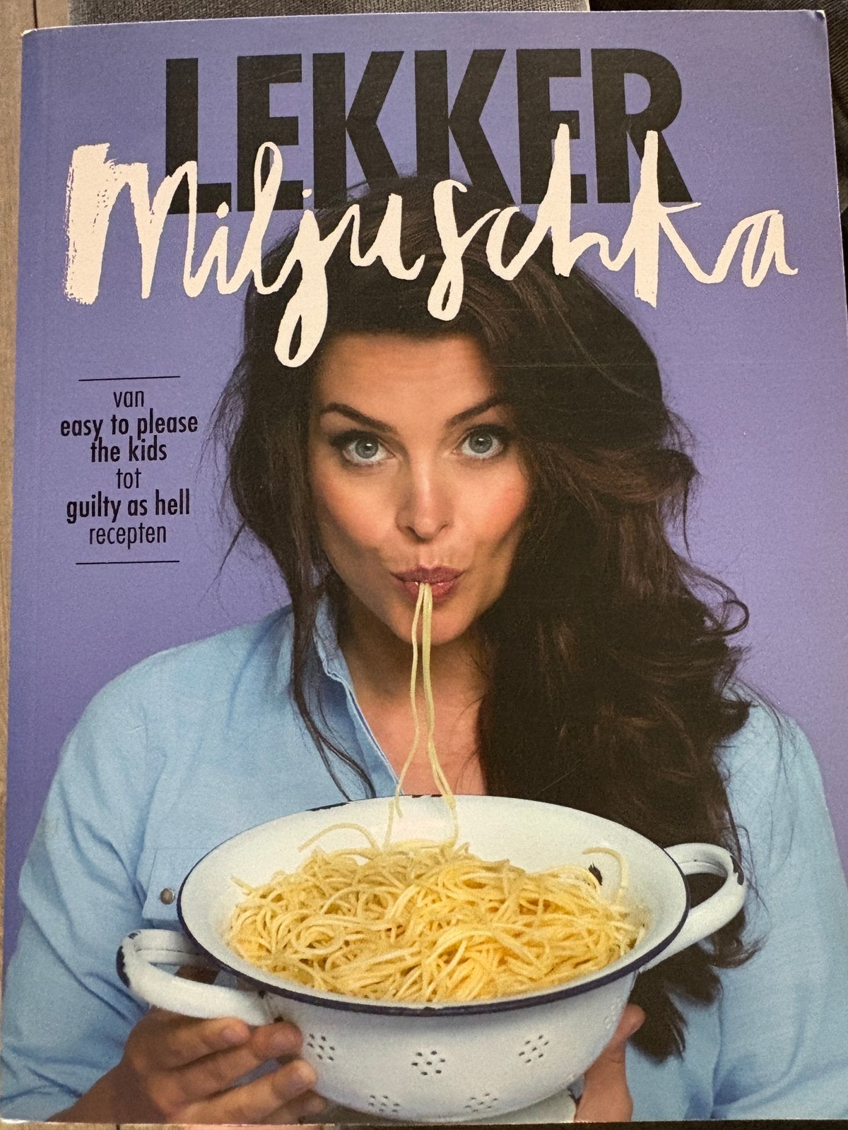 Kookboek Lekker Miljuschka, Ophalen of Verzenden, Zo goed als nieuw