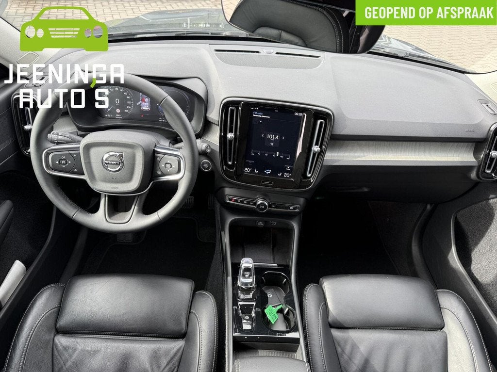 Volvo XC40 T4 PlugInHybride Inscription|Camera|Stuur en-Stoe, Zwart, Bedrijf, Hybride Elektrisch/Benzine, SUV of Terreinwagen