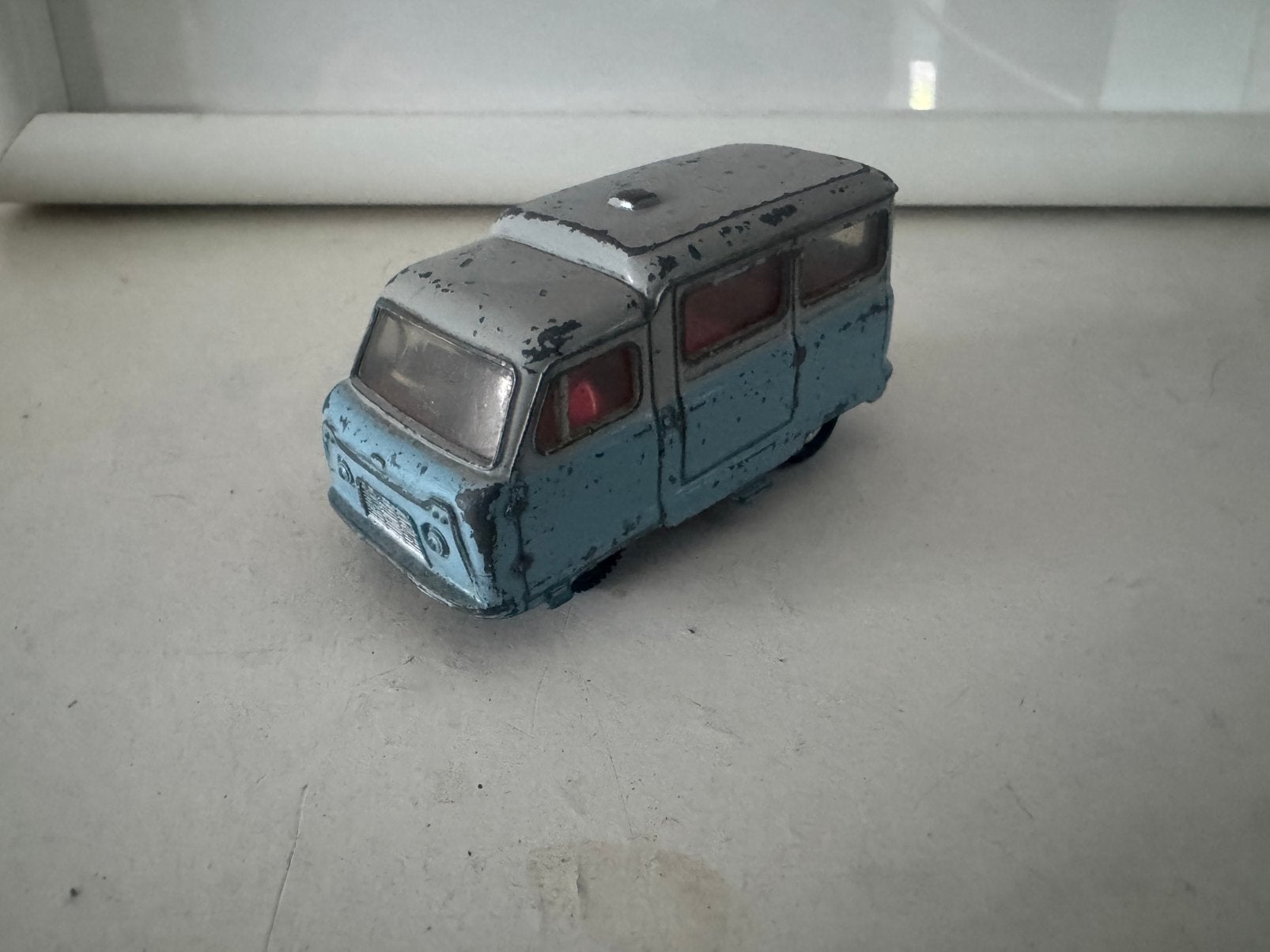1:43 Standard Atlas Dinky Toys, Ophalen of Verzenden, Gebruikt, Auto, Dinky Toys
