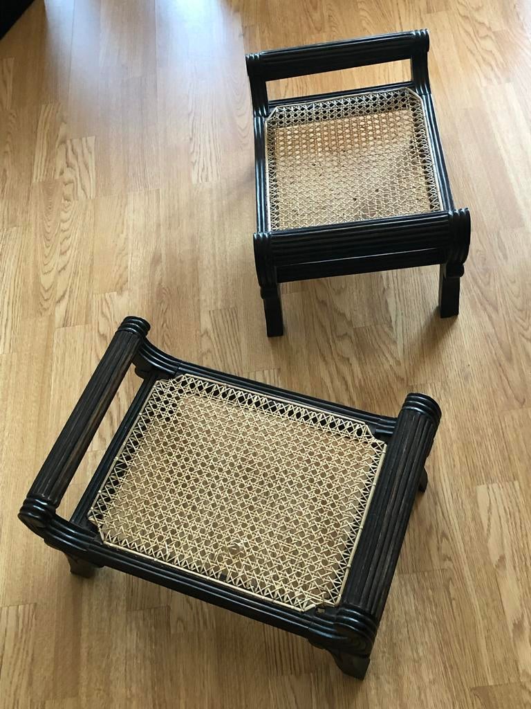Set van 2 Indonesische voetenbankjes/lage bankjes met riet, Minder dan 50 cm, Gebruikt, Ophalen of Verzenden, Rechthoekig