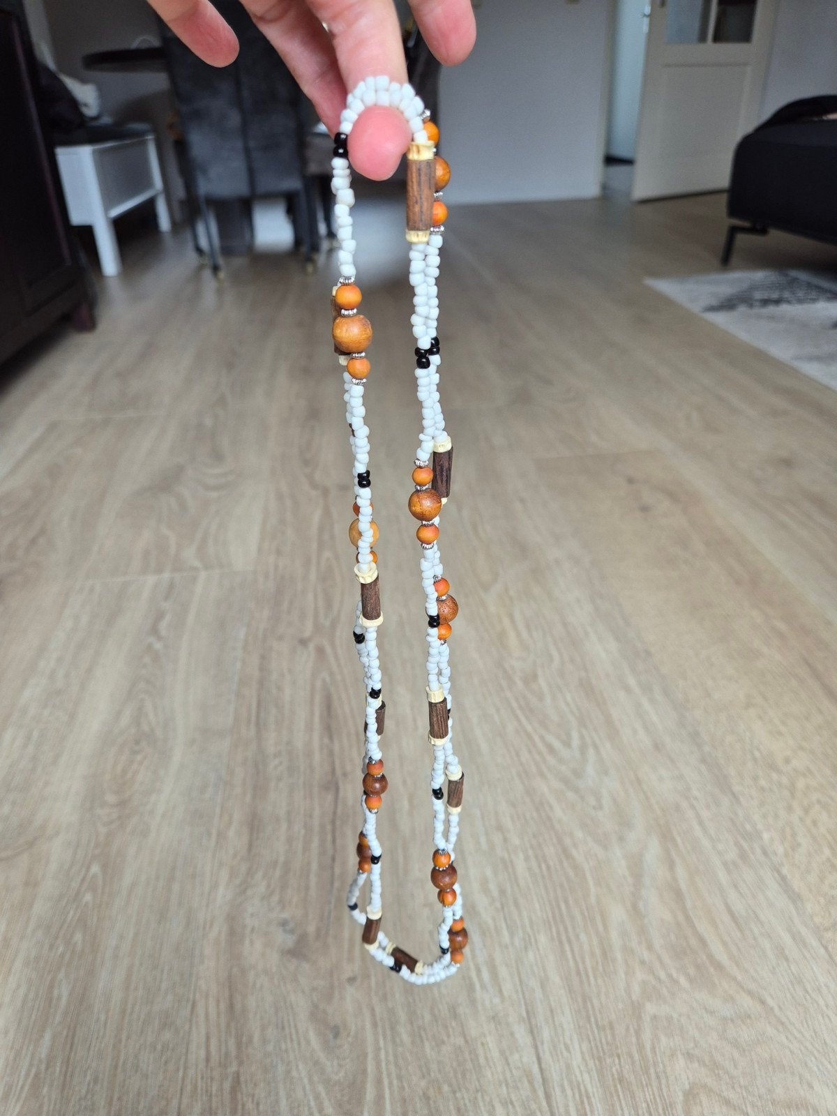 Houten kralen ketting - Wit, Oranje, Bruin, Ophalen of Verzenden, Zo goed als nieuw, Wit, Overige materialen