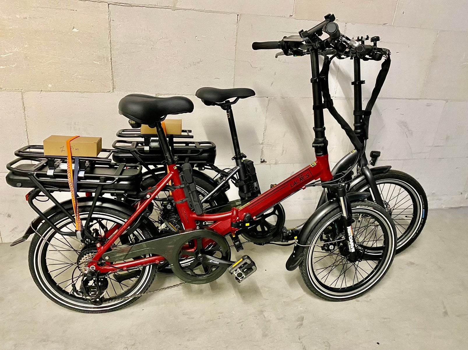 Twee Lacros elektrische vouwfietsen (Als nieuw), Fietsen en Brommers, Fietsen | Vouwfietsen, Ophalen, Zo goed als nieuw