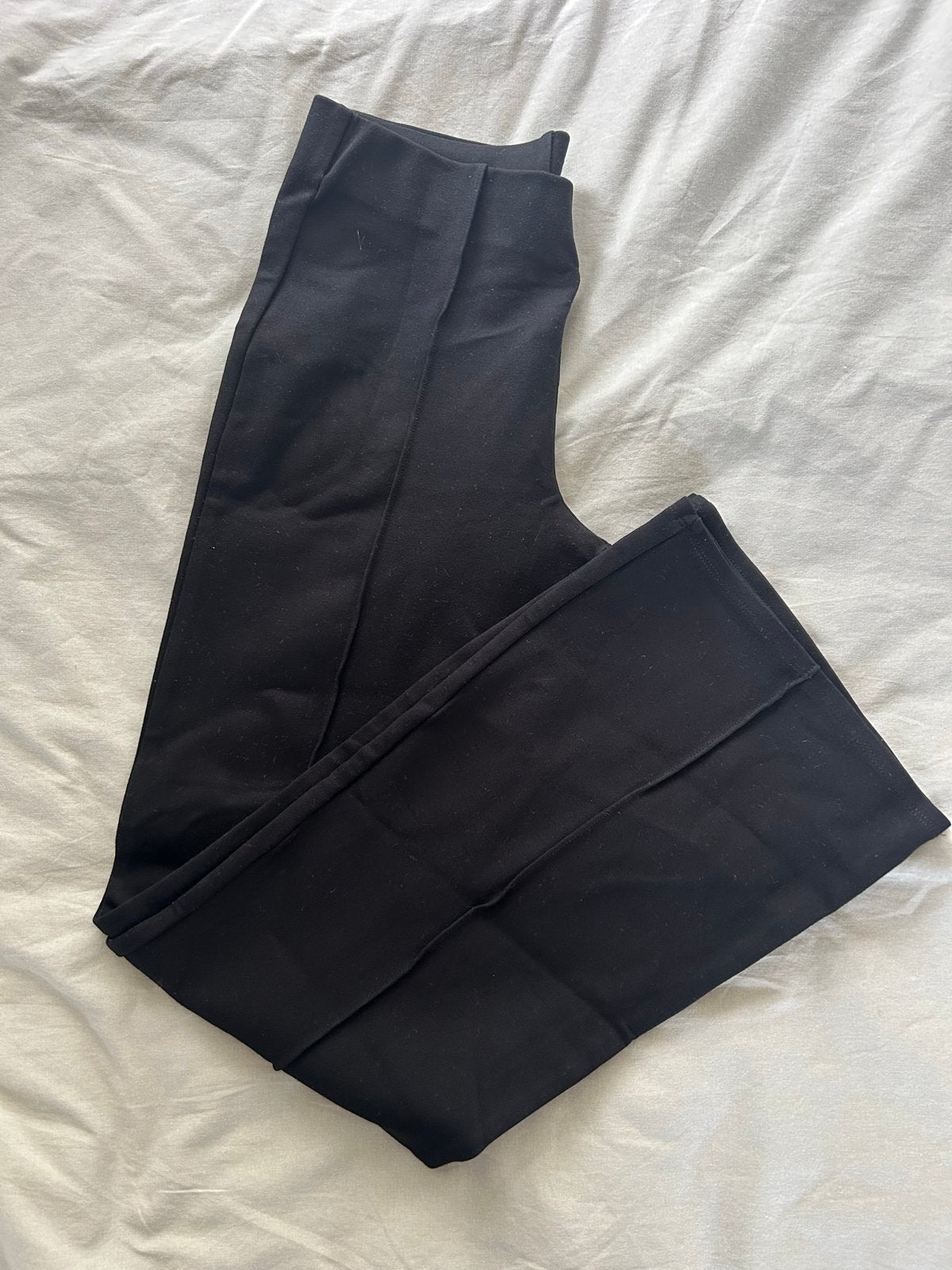 Zwarte Primark flared broek - Maat 40, Maat 38/40 (M), Zwart, Ophalen of Verzenden, Zo goed als nieuw