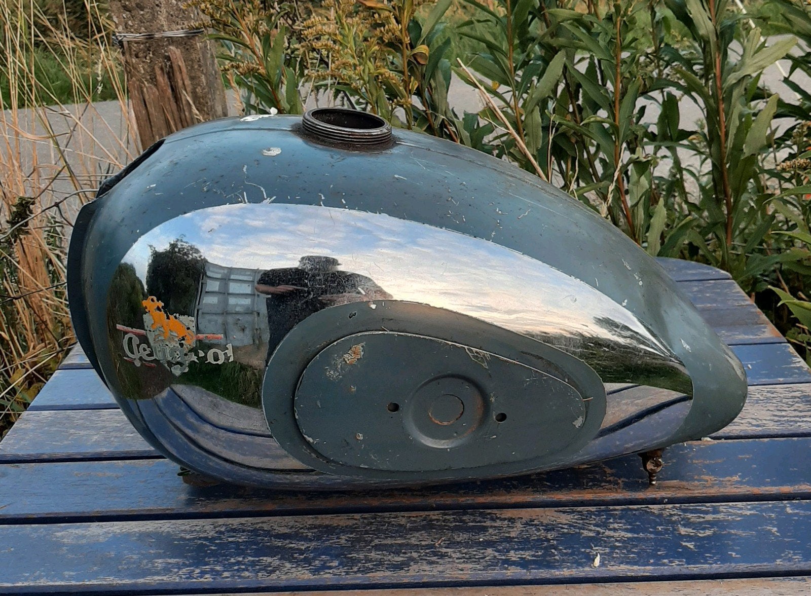 Verzameling - Vintage Benzinetank / Brandstoftank (13 stuks), Ophalen