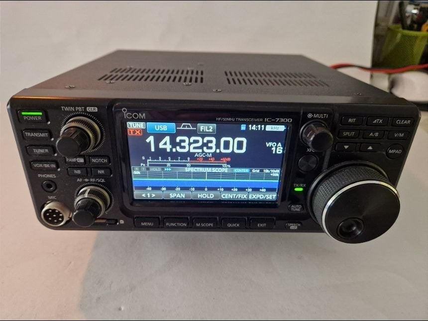 ICOM IC-7300, Telecommunicatie, Ophalen of Verzenden, Zo goed als nieuw, Zender en Ontvanger