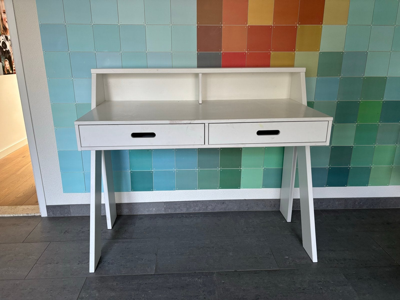 Kinderbureau wit met lades en opbergvakken, Ophalen, Gebruikt, Hout, Kinderbureau