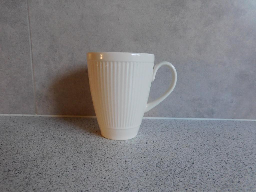 Mok 10x8 cm. Windsor Wedgwood, Huis en Inrichting, Ophalen of Verzenden, Zo goed als nieuw, Wedgwood, Kop(pen) en/of Schotel(s)