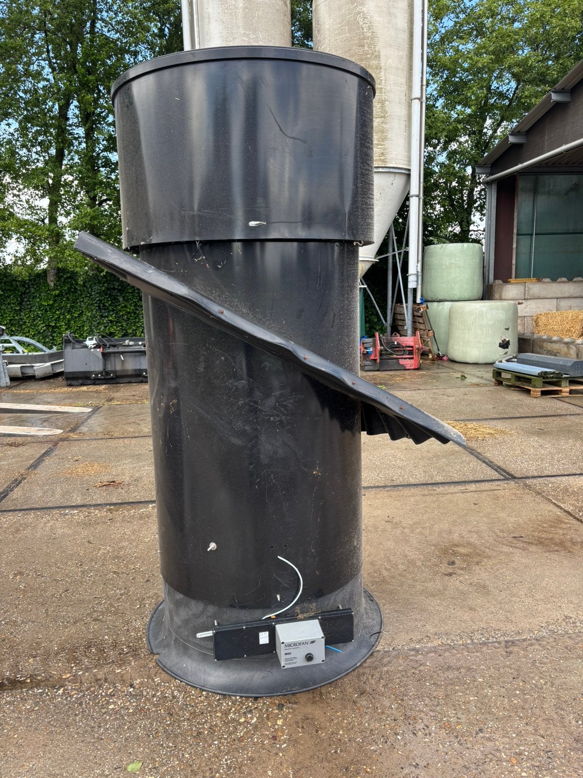 Ventilator met dak koker, Ophalen, Vee