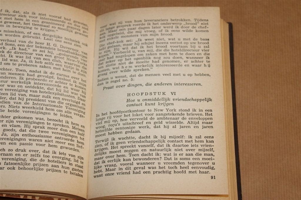 Zo Maakt u Vrienden — Dale Carnegie, Vintage 1949, Ophalen of Verzenden, Gelezen