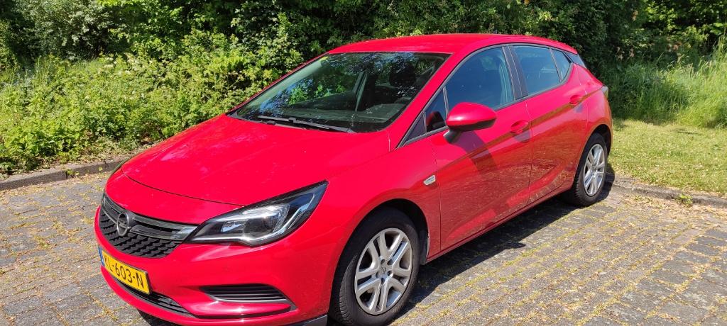 Opel Astra 1.6 Cdti 81KW 5D 2016 Rood, 1450 kg, Start-stop-systeem, Euro 6, 4 cilinders