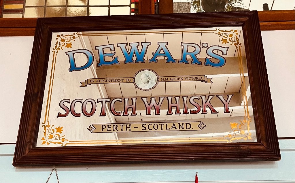 Vintage Dewar's Scotch Whisky spiegel - Reclamebord, Ophalen, Gebruikt, Reclamebord
