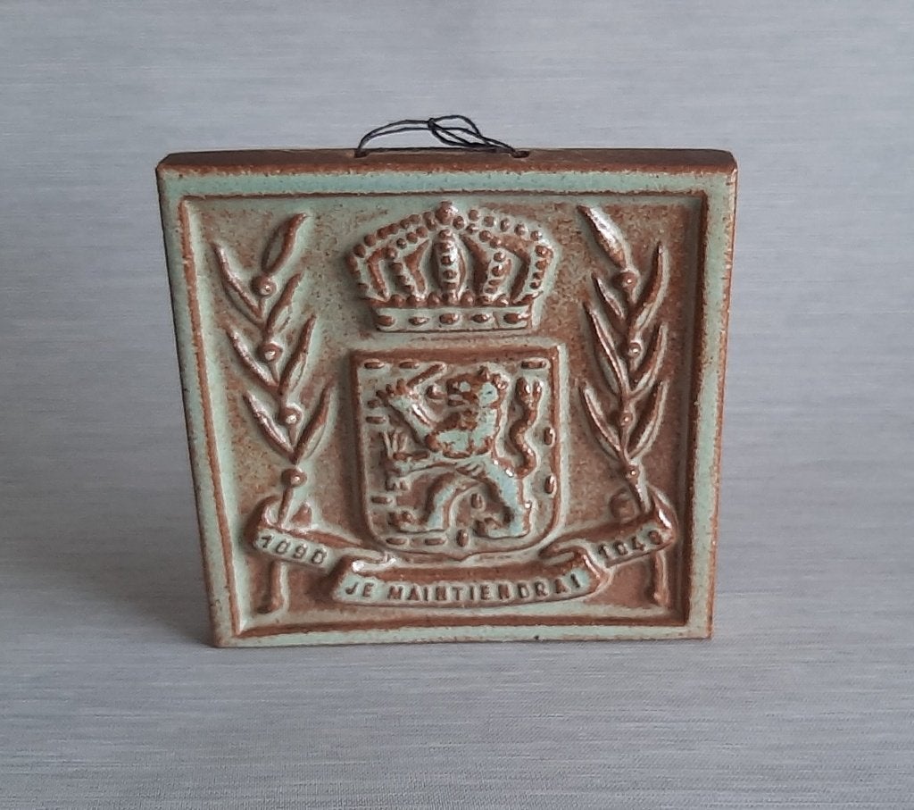 k001-Jubileum tegel, H.M. kon Wilhelmina, 1898-1948., Antiek en Kunst, Verzenden