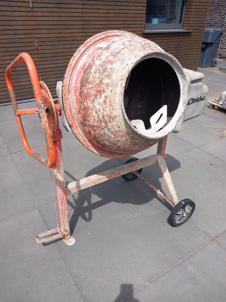 Betonmolen Lescha 140 liter, Doe-het-zelf en Verbouw, Ophalen, Gebruikt