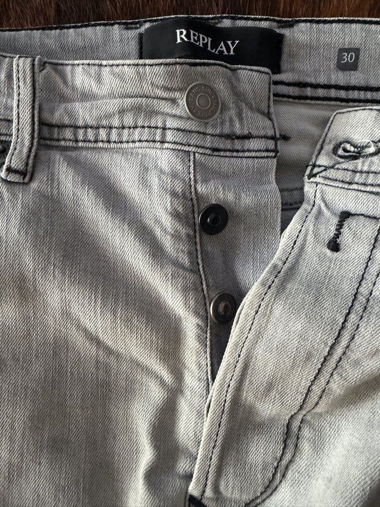 ANTI BLUE - maat M - korte broek - als NIEUW  , Ophalen of Verzenden, Zo goed als nieuw, Grijs, Anti Blue