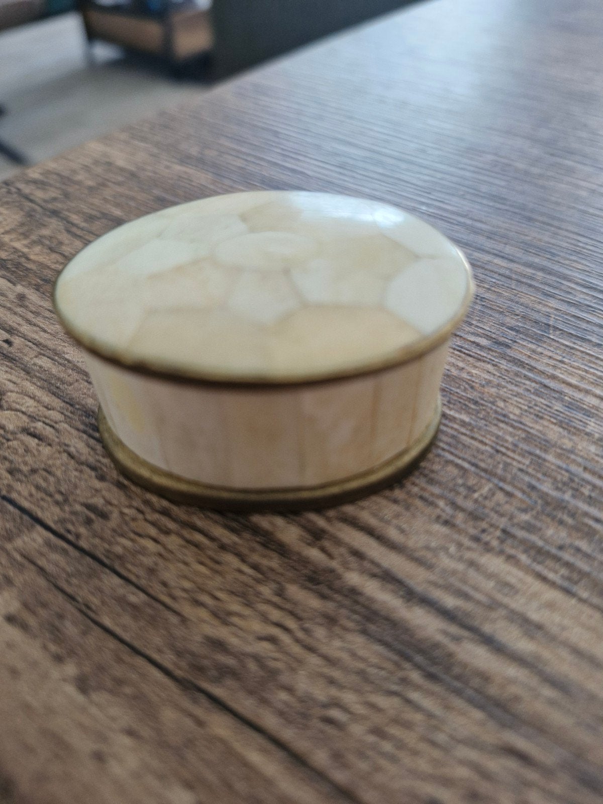 Messing Pillendoosje met inlay - ovaal ( 1), Ophalen of Verzenden