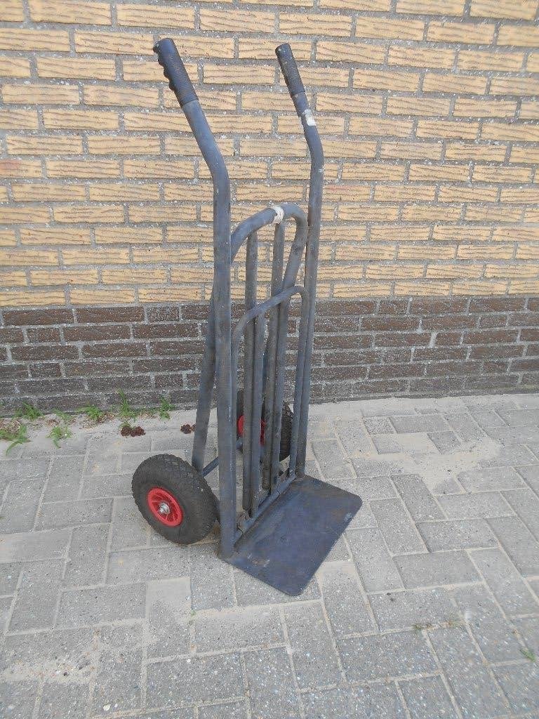 steekwagen op luchtbanden, 60 tot 80 liter, Ophalen, Gebruikt, Steekwagen