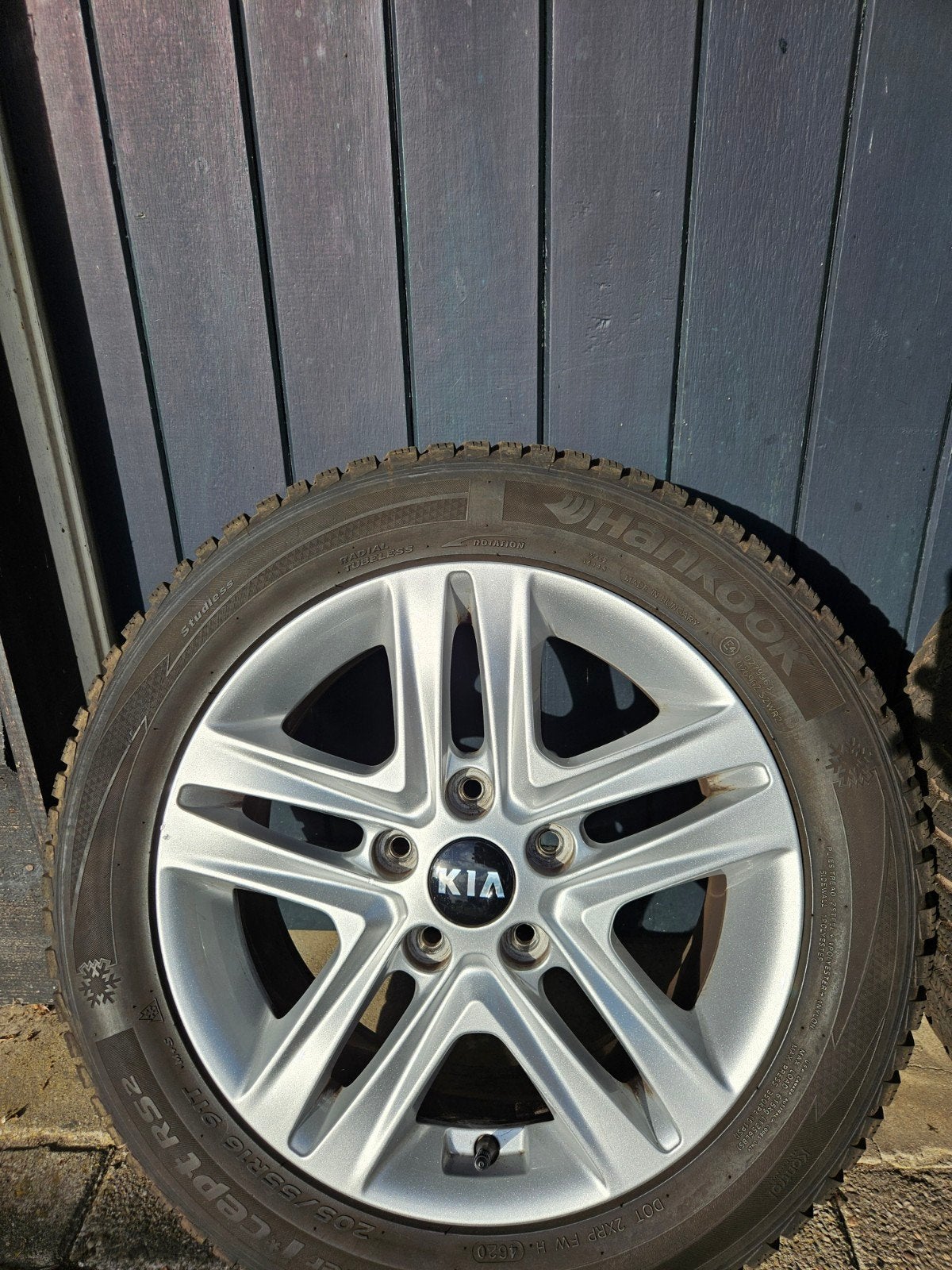 4x Kia Ceed velgen 16 inch met winterbanden 205x55x16, Ophalen, Gebruikt