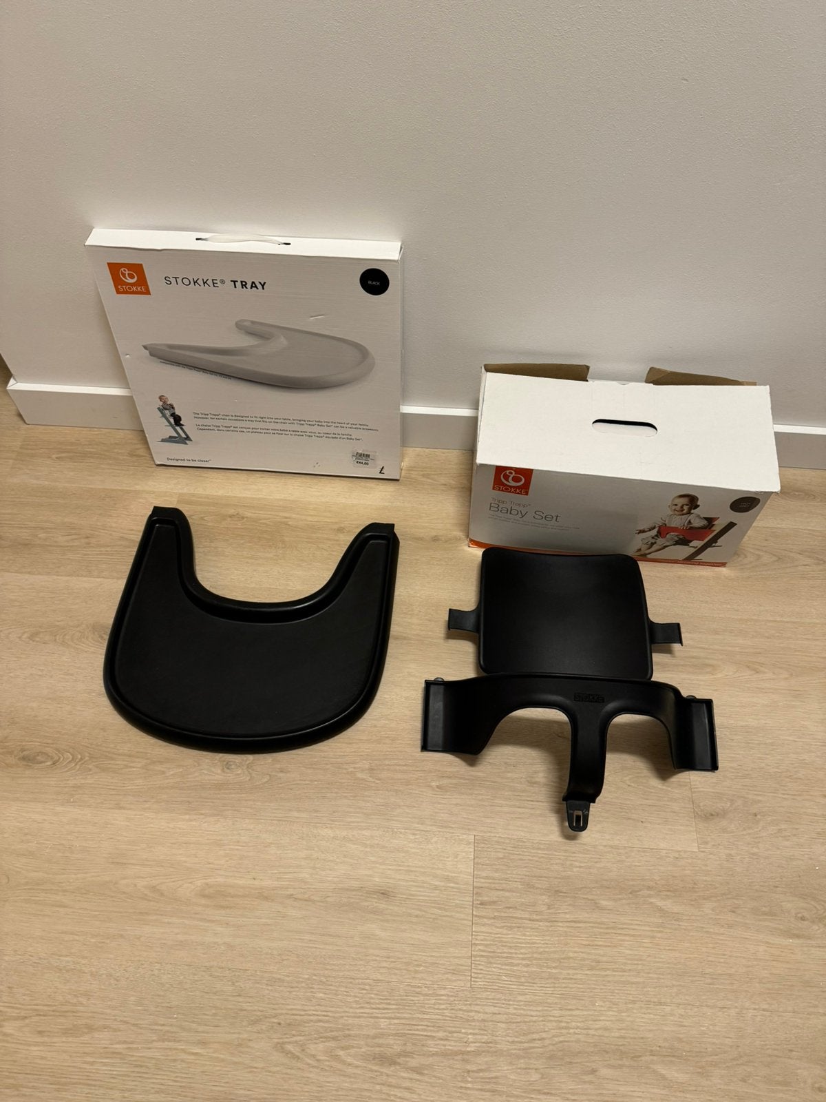 Stokke tripp trapp tray en babyset zwart, Ophalen, Zo goed als nieuw, Meegroeistoel