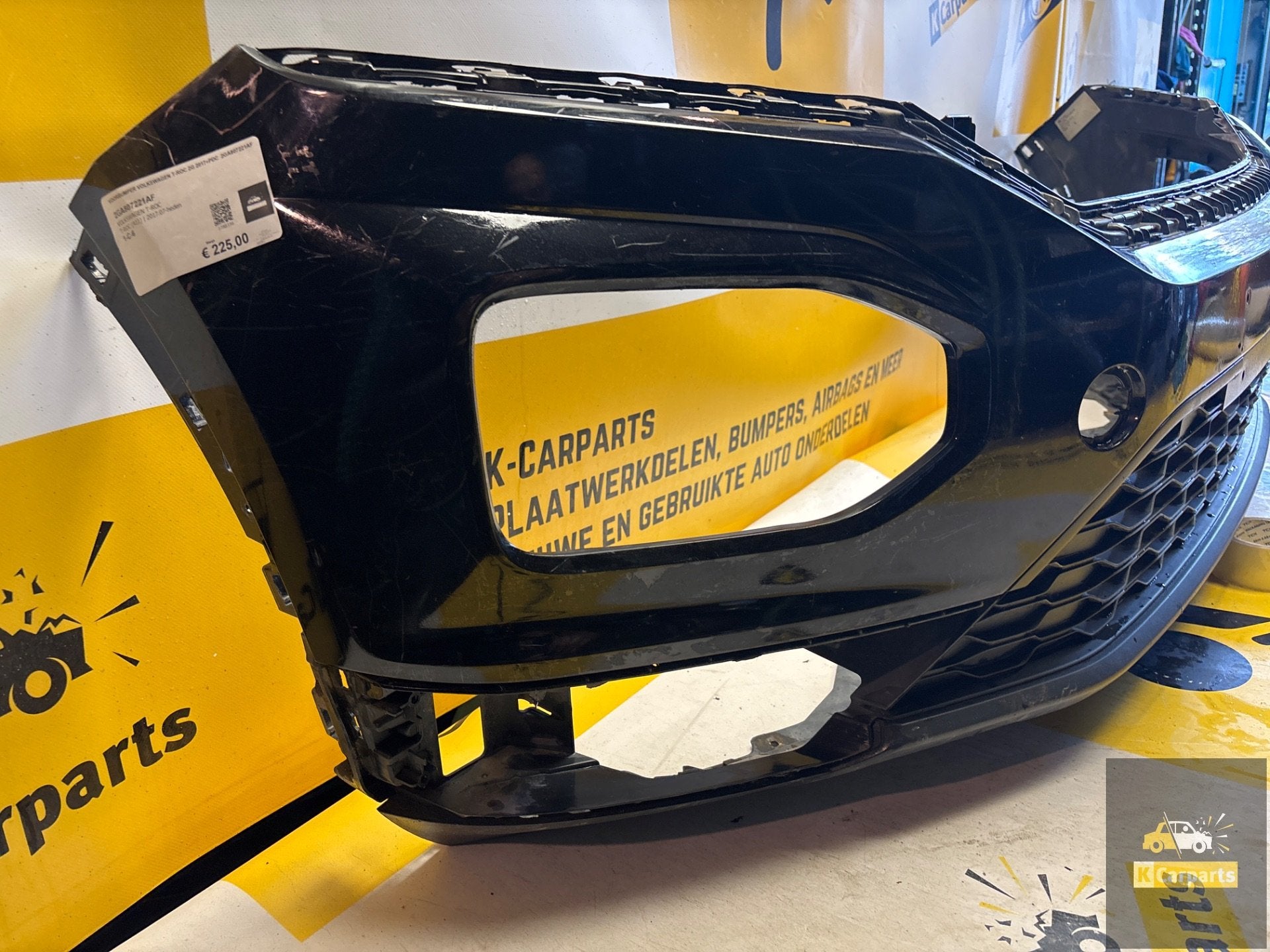 Voorbumper Volkswagen T-Roc 2G 2017+PDC 2GA807221AF, Gebruikt, Volkswagen AG, Bumper, Berliner Ring 2
38440  Wolfsburg, DE