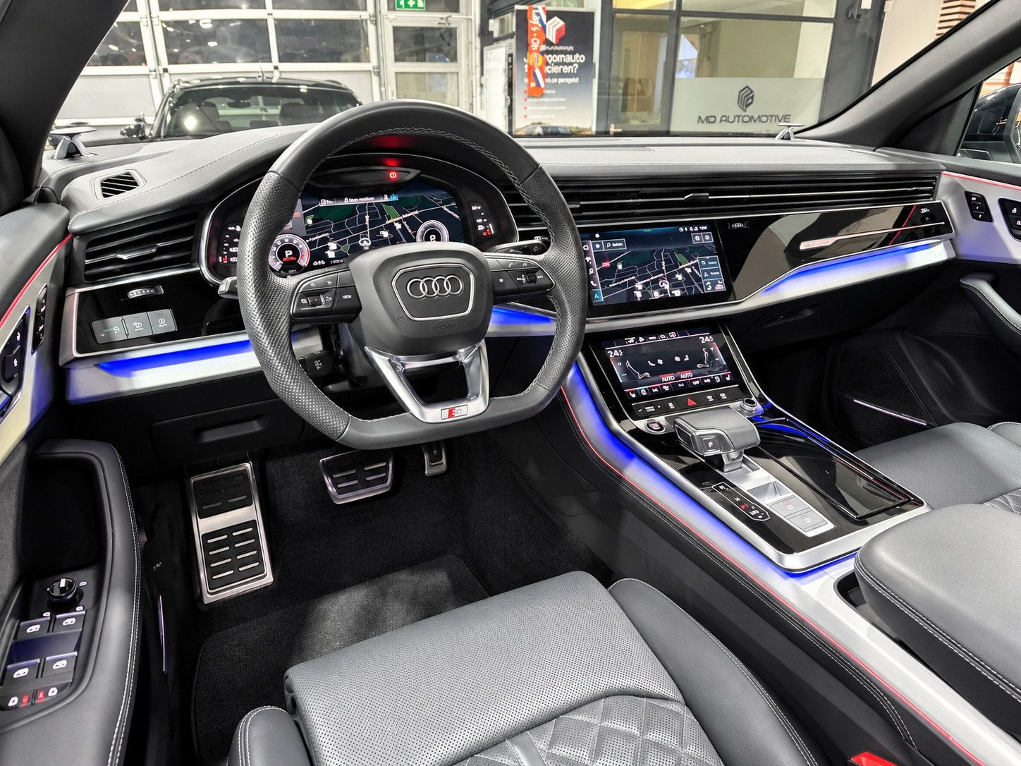 Audi Q8 60 TFSI e quattro|Competition|Pano|B&O Advanced 3D|R, Auto's, Automaat, Dealer onderhouden, 14 kWh, Gebruikt