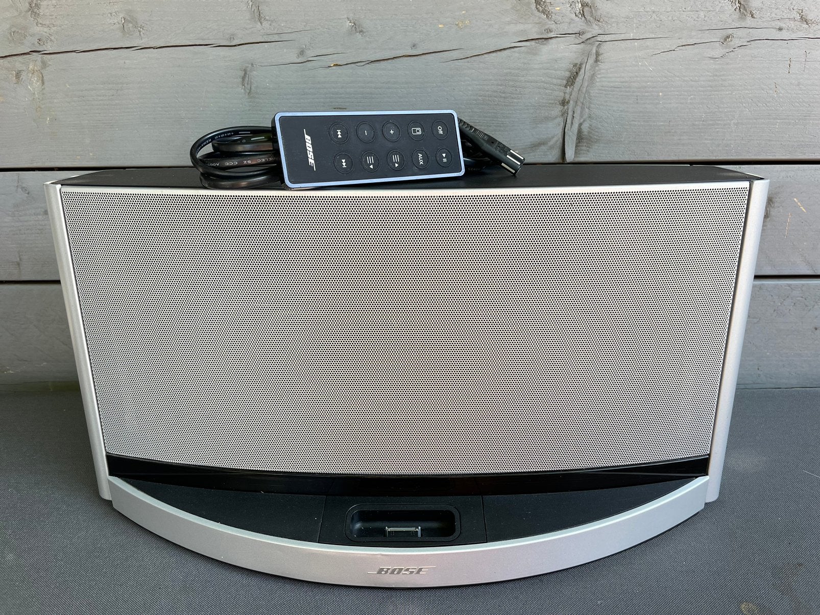 Bose Sounddock 10, Inclusief kabels, Zo goed als nieuw, Bose, Boekenplank luidspreker