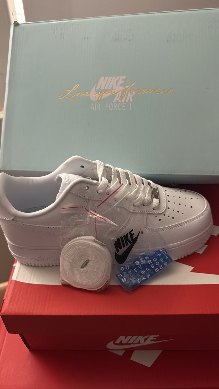 Nike Air Force 1 wit special edition, Ophalen, Zo goed als nieuw, Wit