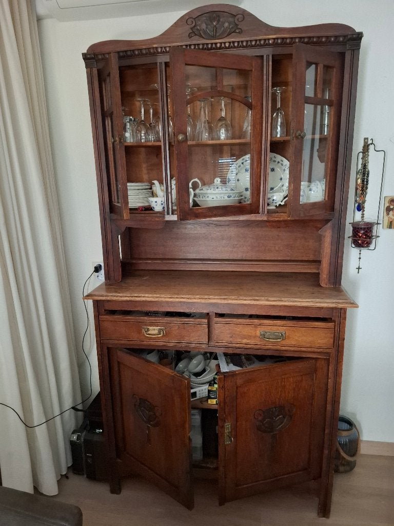 Antieke kast, Antiek en Kunst, Ophalen