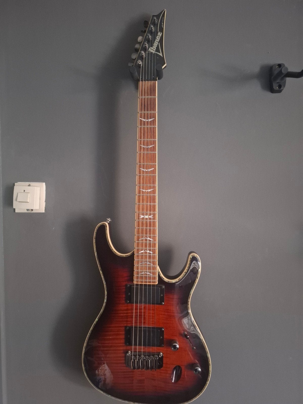 Ibanez SAS32EXFM en Jett Js 400, Muziek en Instrumenten, Ophalen, Zo goed als nieuw, Solid body, Ibanez