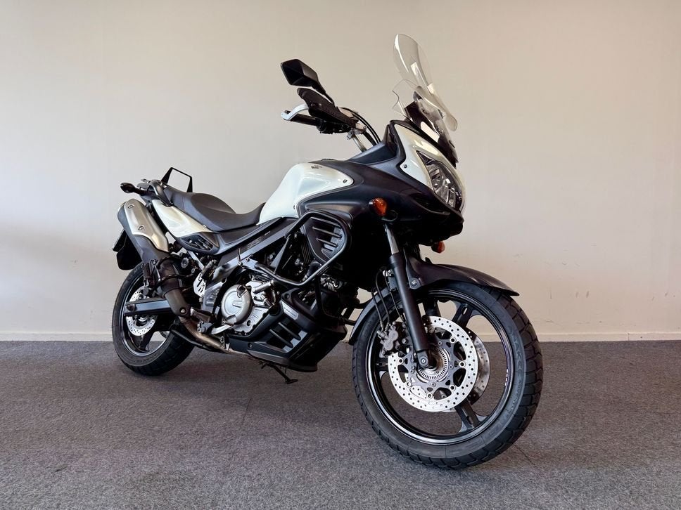 SUZUKI V-STROM DL650 | 2012, Motorrijbewijs A, Bedrijf, Onbekend, Meer dan 35 kW