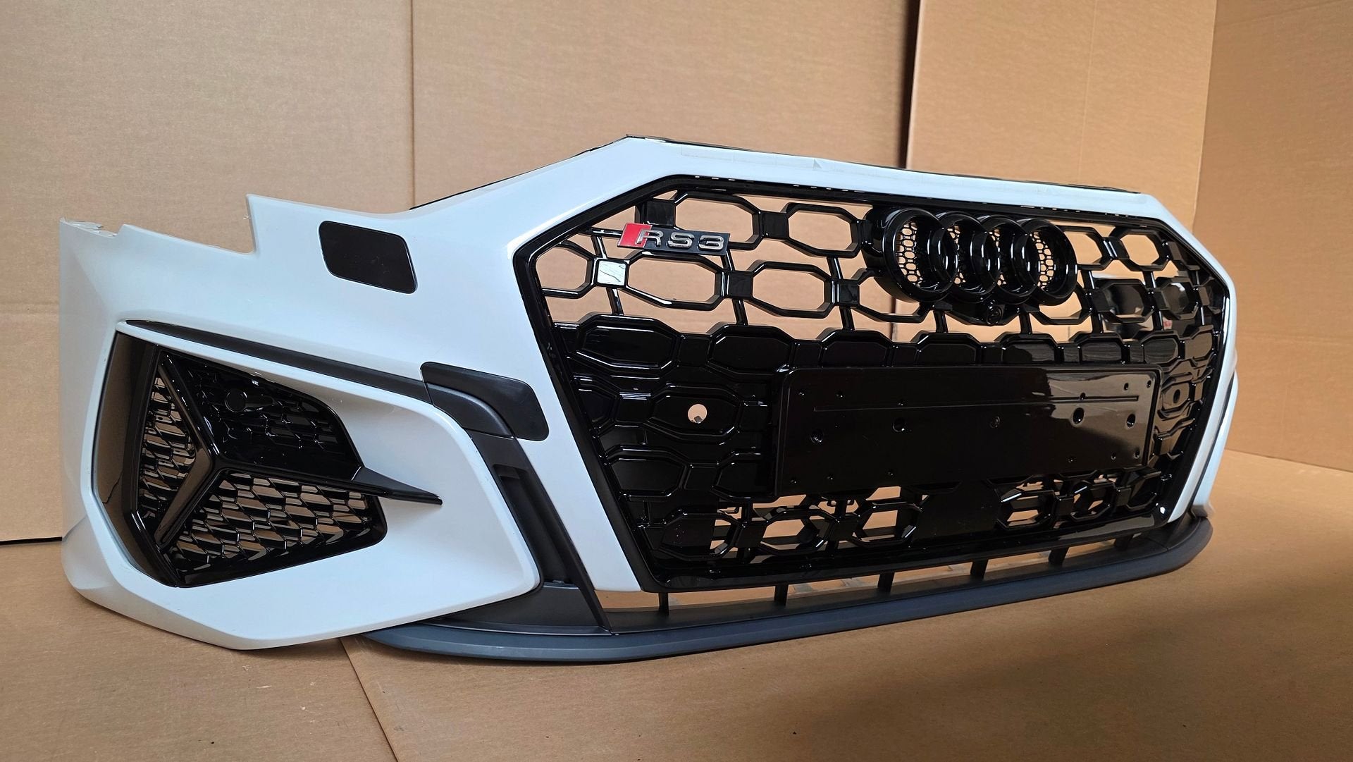 Voorbumper Audi A3 8Y S-Line KLS 6xPDC ORGINEEL BUMPER, Gebruikt, -, Voor, Ophalen of Verzenden
