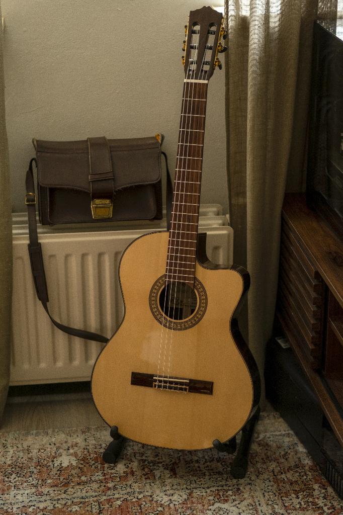 Salvador Cortez Ilsa SCE | klassieke (Spaanse) gitaar, Muziek en Instrumenten, Ophalen, Nieuw, Klassieke of Spaanse gitaar