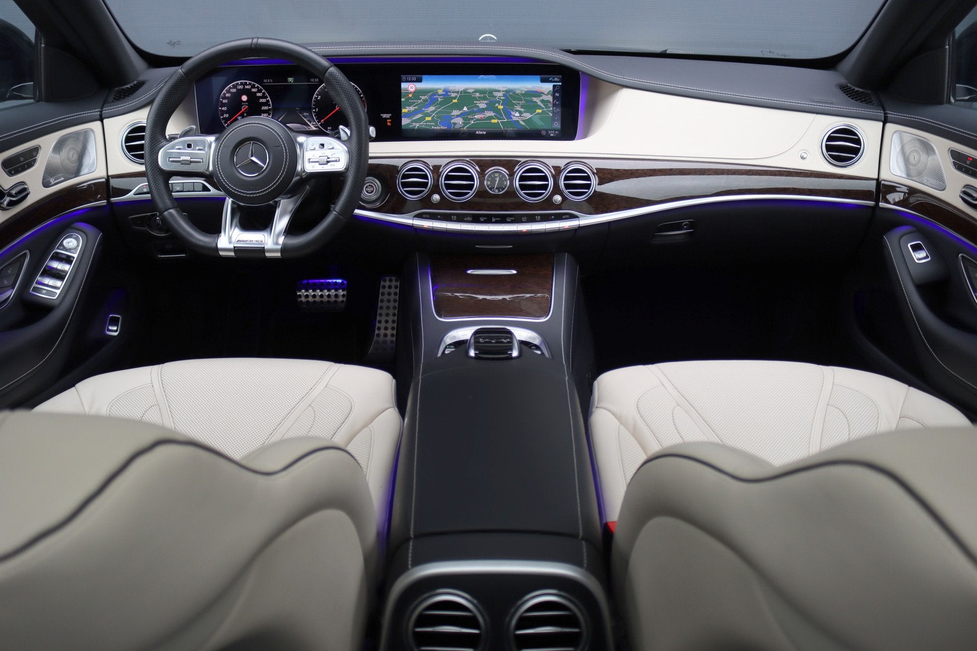 Mercedes-Benz S-Klasse 560 AMG Line Premium | V8 | Active Bo, Auto's, Mercedes-Benz, Automaat, Achterwielaandrijving, Gebruikt