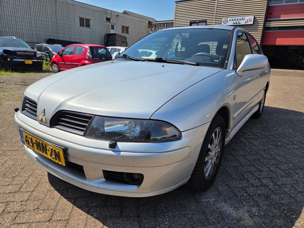 Mitsubishi CARISMA 1.8 GDI COMF.DRIVE Airco Radio CD Trekhaa