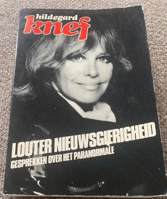 Boek Hildegard Knef - Louter Nieuwsgierigheid, Hildegard Knef, Ophalen of Verzenden, Zo goed als nieuw, Overige onderwerpen