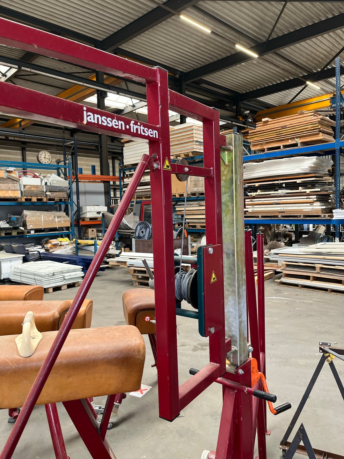 Turnframe met lier voor zware objecten, Ophalen, Gebruikt, Handmatig