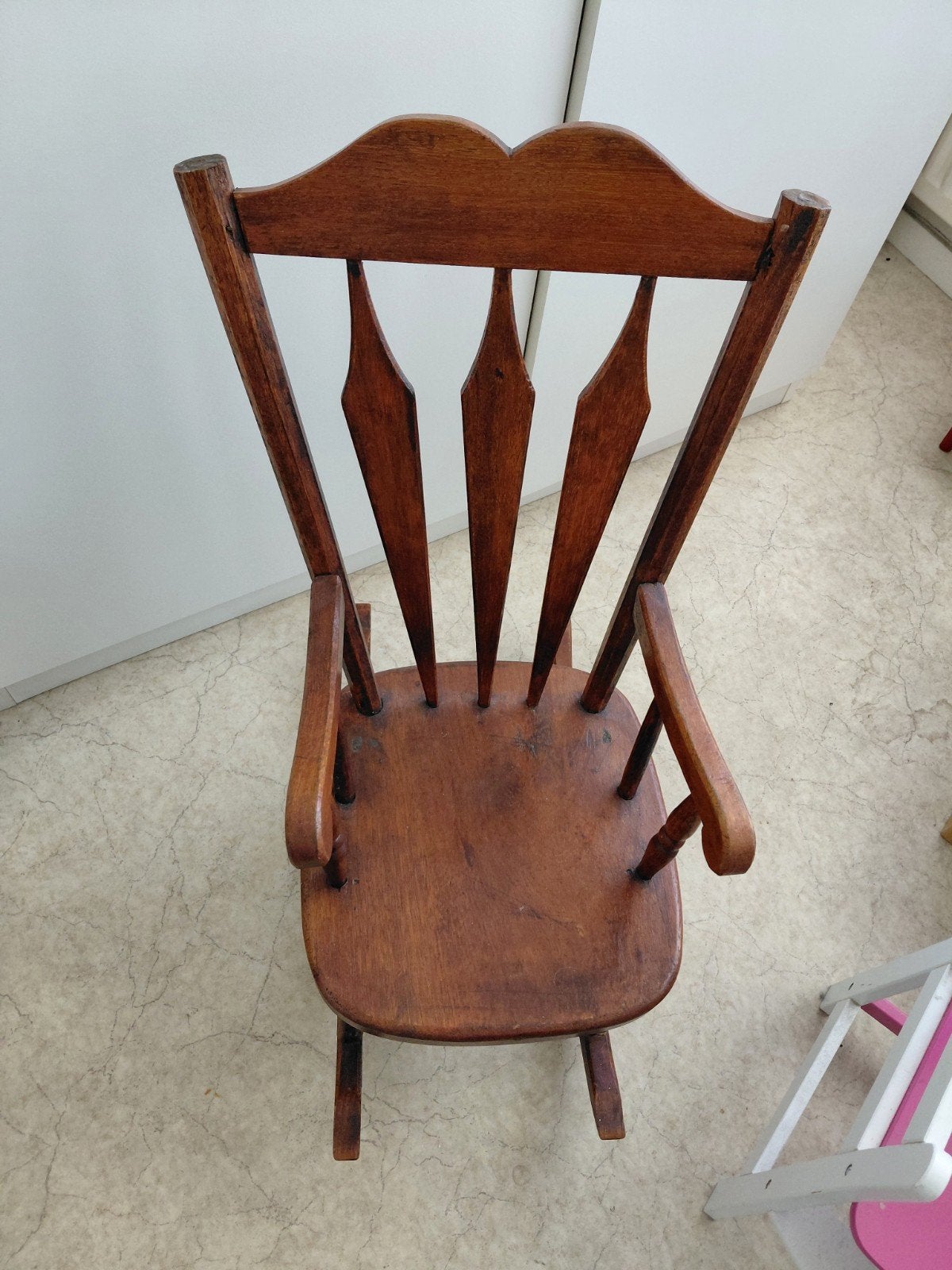 Antieke houten schommelstoel voor kinderen, Antiek en Kunst, Antiek | Meubels | Stoelen en Banken, Ophalen of Verzenden