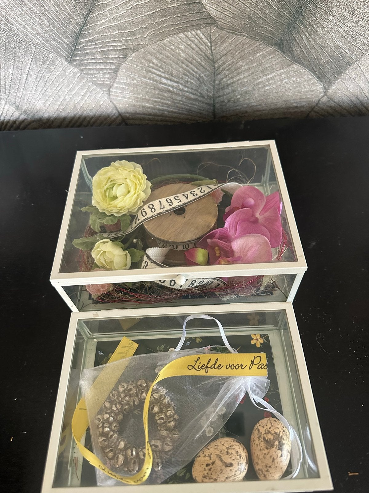 Decoratieve glazen doosjes met decoratie, Ophalen of Verzenden, Gebruikt