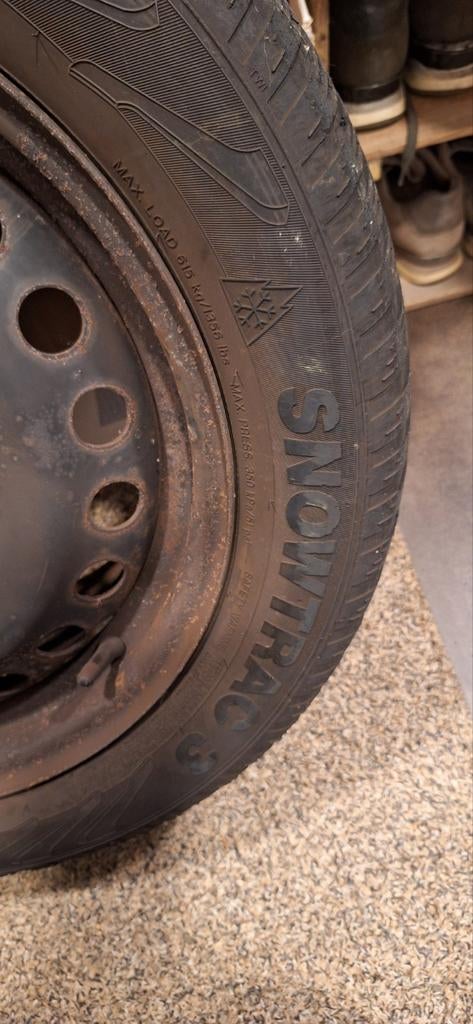 4 Winterbanden met velgen (Vredestein/Continental), Auto-onderdelen, Banden en Velgen, Ophalen, Gebruikt, 16 inch, Banden en Velgen